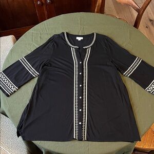 J. Jill Black Button Down Tunic Shirt with a wheat colored Embroidery Design